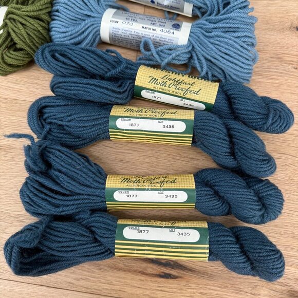Bucilla VTG Tapestry Wool Yarn LOT BUNDLE 40 YDS 011 070 1877 2012 2033 2034 NEW - Picture 4 of 8